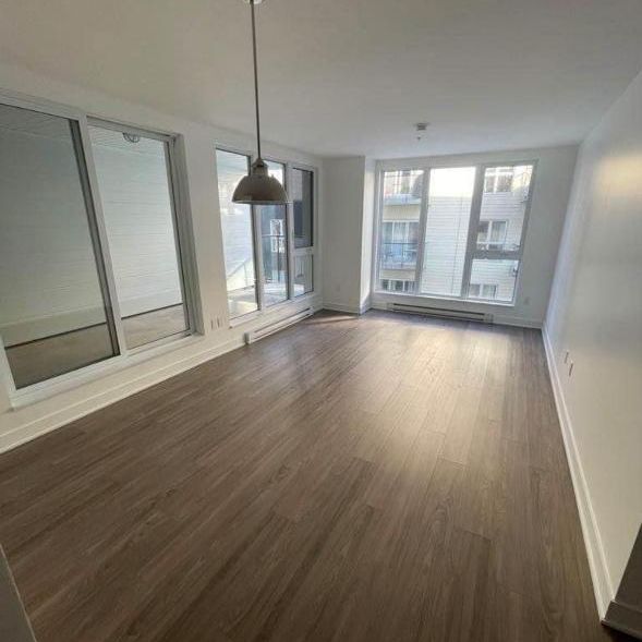 4 1/2 beau condo | CRÉDIT OFFERT - Photo 1