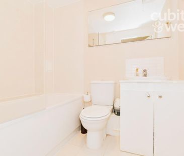 1 bedroom flat to rent - Photo 6