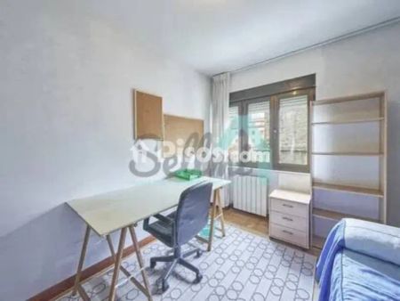Piso en alquiler en Centro - Foto 4