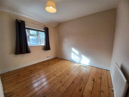 3 bedroom terraced house to rent - Photo 2