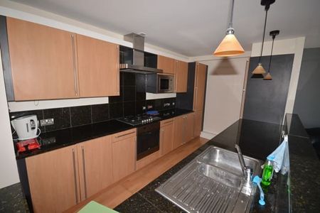 2344L Gardner’s Crescent, Edinburgh, EH3 8DG - Photo 2