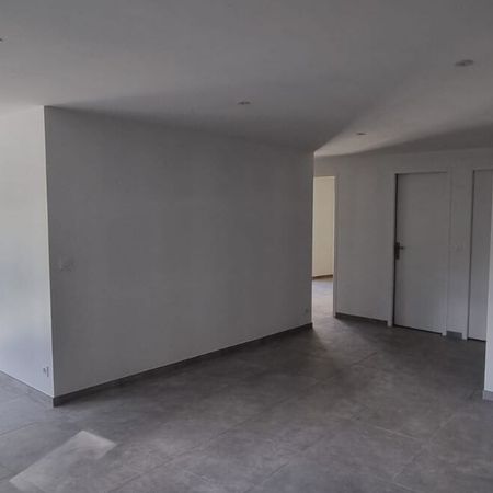 Apartment - Photo 4