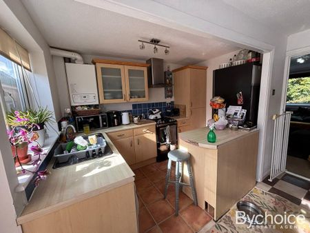 3 bedroom terraced house to rent - Photo 4