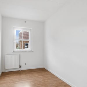 Charmerende og moderne bolig med altan - Foto 2