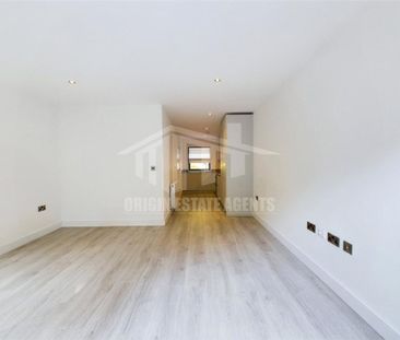 3 bedroom terraced house to rent - Photo 4