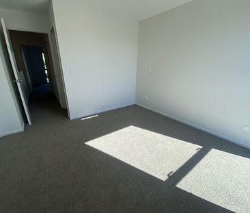 Brand New Executive Townhouse! - Photo 3