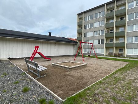 Zetterbergsgatan, Eskilstuna - Photo 4