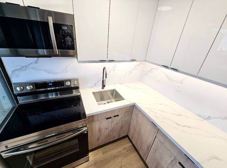 For Lease - 720 Spadina Avenue Unit# 705, Toronto, Ontario - Photo 4