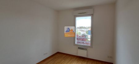 Location Appartement 3 pièces 65m² - Photo 3