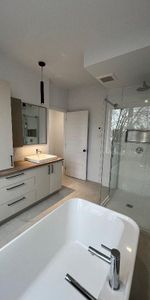 Grand, neuf et luxueux 41/2 St-Hyacinthe disponibles maintenant - Photo 4