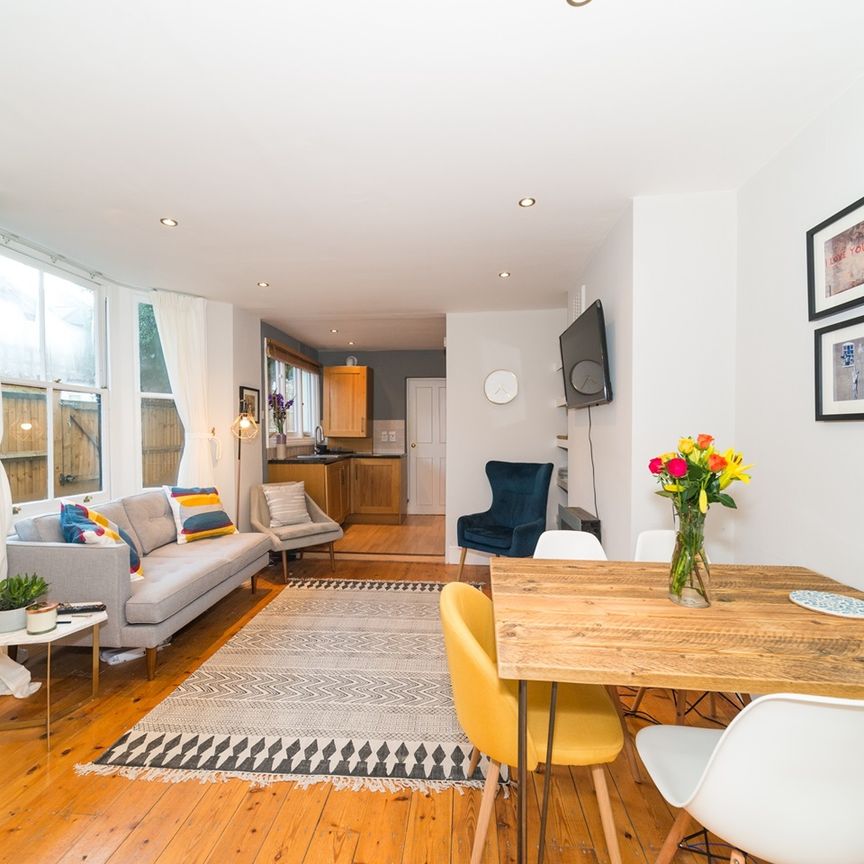 2 Bed Flat, Brixton Hill, SW2 - Photo 1