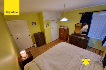 111 Flanshaw Road, Te Atatu South - Photo 3