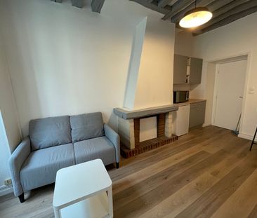 Location Appartement 2 pièces 27m² - Photo 2