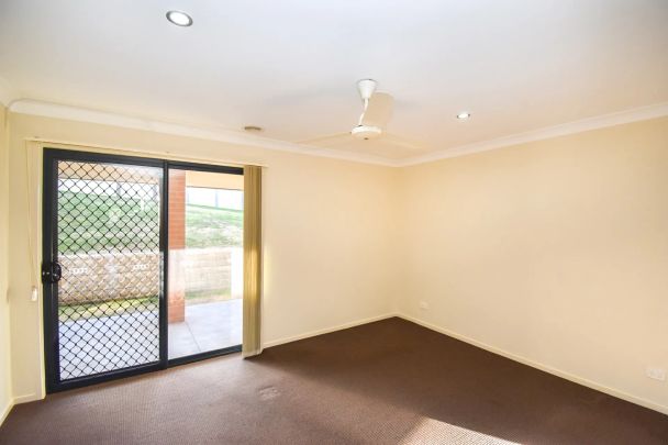 Spacious Family Home - Photo 1