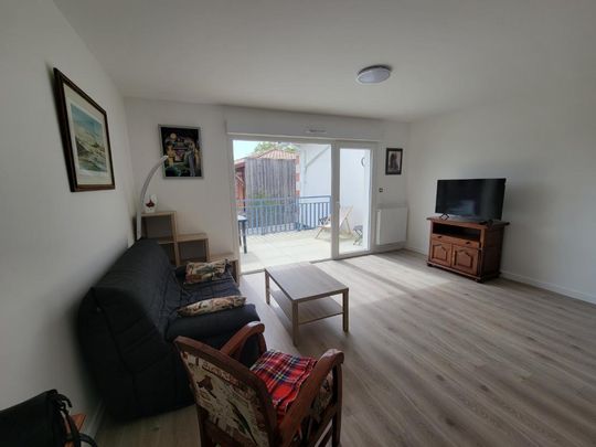 Location Appartement 2 pièces Meublé 50m² ANDERNOS LES BAINS 33510 - Photo 1