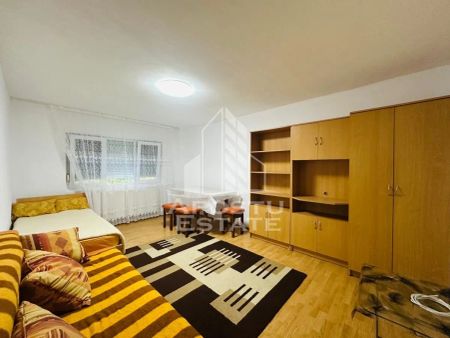 Apartament 2 camera zona Micalaca loc de parcare inclus - Fotografie 2