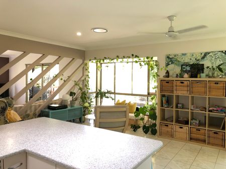 20 Bendigo Cres, Tallai QLD 4213 - House For Rent | Domain - Photo 2