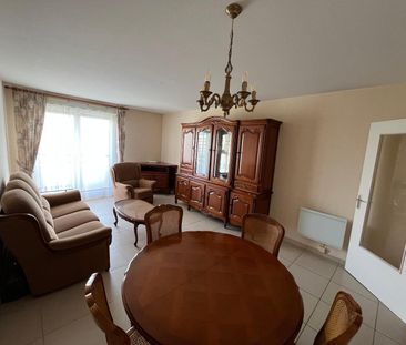 Location Appartement 3 pièces 71m² VILLEURBANNE 69100 - Photo 6