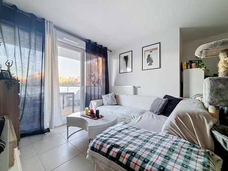Location Appartement 2 pièces 42m² DIJON 21000 - Photo 2