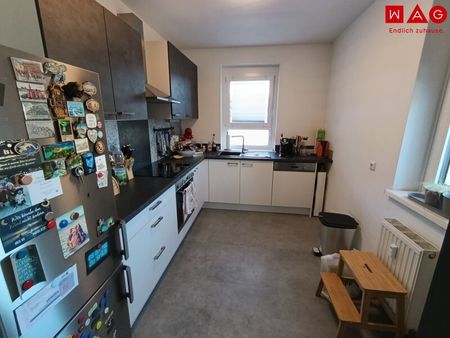 Attraktive & ruhige Wohnung mit Sonnen-Balkon und Parkplatz! - Foto 3