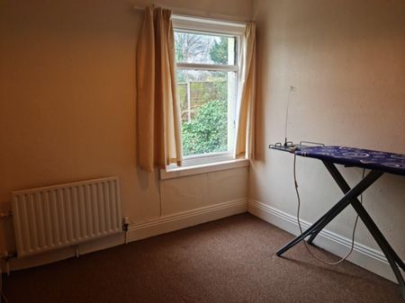 Large 4 Bed Student House - Photo 2