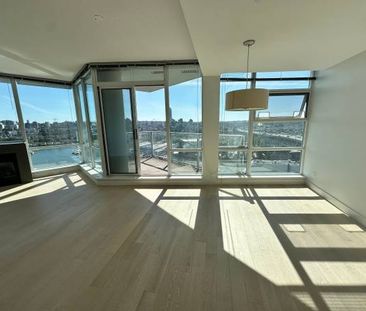 (DPMonline.ca) Luxury Waterfront Condo, Air-Conditioned! - Photo 1