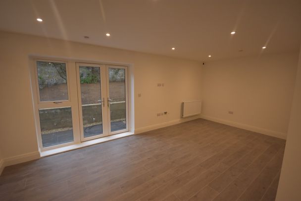 1 bed Apartment - To Let - Photo 1