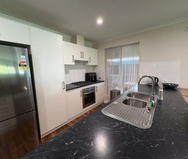 Comfortable & Convenient 3-Bedroom Home - Photo 5