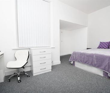 1 bed house share to rent in Berry Street, Burnley, BB11 - Photo 2