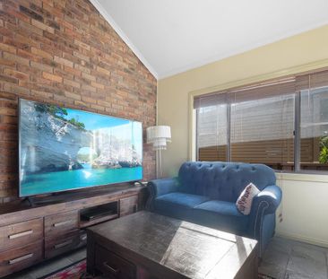 25 Marley Crescent, Bonnyrigg Heights NSW 2177 - House For Rent | D... - Photo 1