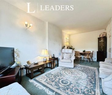 2 bedroom bungalow to rent - Photo 1