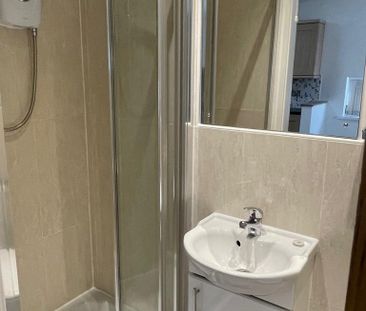 Studio to rent - Photo 6