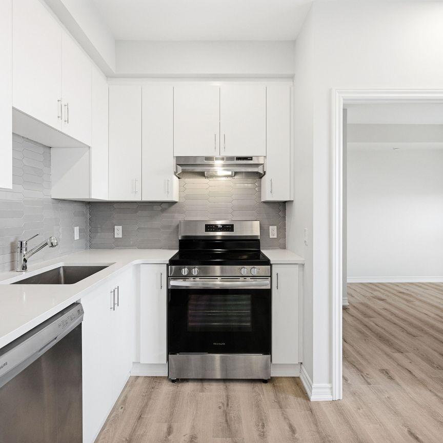 For Lease - 1350 HEMLOCK Road Unit# 511, Manor Park - Cardinal Glen and Area, Ontario - Photo 1