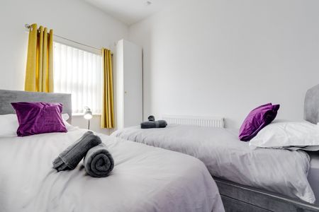 2 Bed Terraced House, Cobb Avenue, L21 - Photo 4