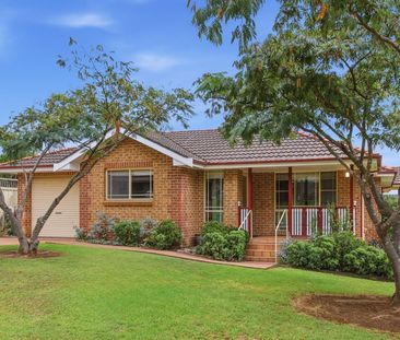 BEAUTIFUL 3 BEDROOM HOME IN PRIME NARELLAN LOCATION - Photo 2