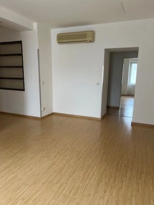 BARRIEREFREI ! Perfekt geeignet für Studenten oder Singles! Gemütliche 2 Zimmer wohnung - sofort verfügbar! - Photo 1