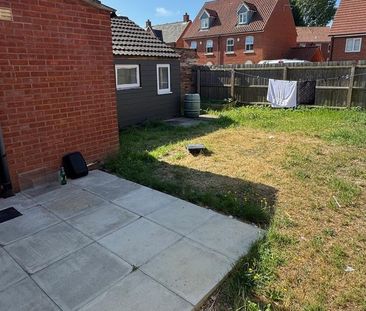 1 bedroom in a house share to rent - Photo 6