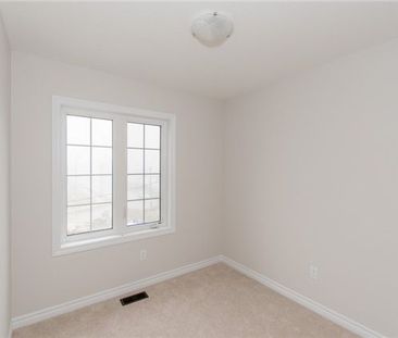 For Lease - 6 Mayland Trail, Hamilton, Ontario - Photo 2