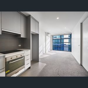 1/99 Whiteman St, Southbank, Vic 3006 - Photo 2