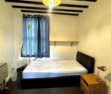 Mildridge Farm House Horton Road, Slough, SL3 - Photo 2