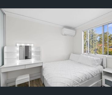 Stylish Two-Level Living in a Prime South-East Location - Photo 5