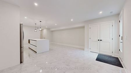 Detached Home For Lease | C8107598 - Photo 4