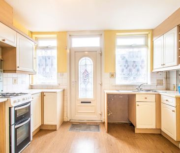 Woodlea Mount, Leeds - Photo 3