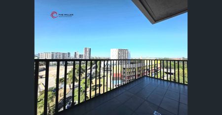 Live in the heart of Sydney Inner City - Photo 5