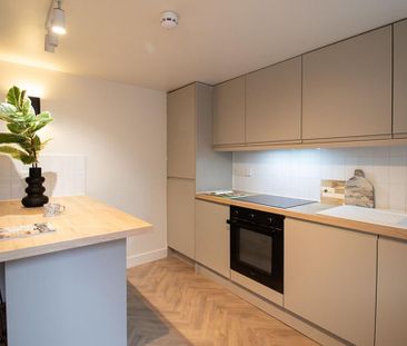 1 bedroom house of multiple occupation to rent - Photo 6