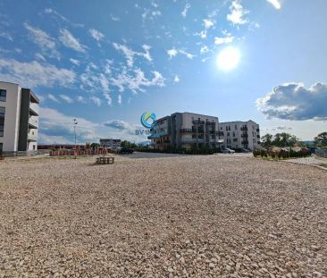Inchiriem Apartament 3 Camere, Modern, Decomandat, Cristian - Photo 5