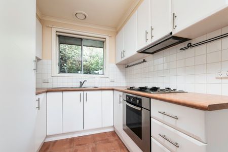 Stylish & Modern 2-Bedroom Unit in Prime Location - Photo 5