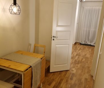 Rödklövervägen, Hässelby - Photo 1