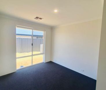 “COMING SOON! Spacious, Stylish & Light-Filled – A Home That Has It... - Photo 6