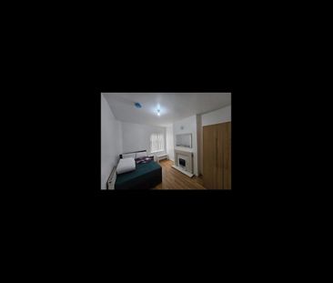 Room in a Shared House, Warren Road, B8 - Photo 4